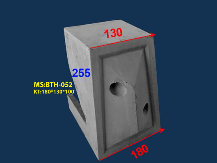 Phù điêu trang trí mặt tiền nhà ống 2-3 tầng BTH052